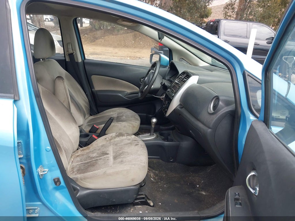 2015 Nissan Versa Note S (sr)/S Plus/SL/SR/SV photo 5