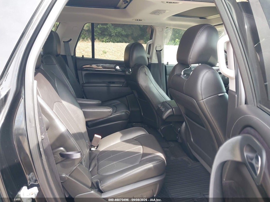 2017 Buick Enclave photo 8
