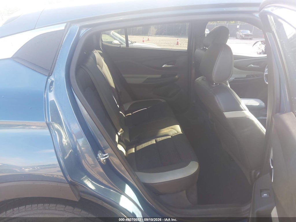 2025 Buick Envista Preferred FWD photo 8