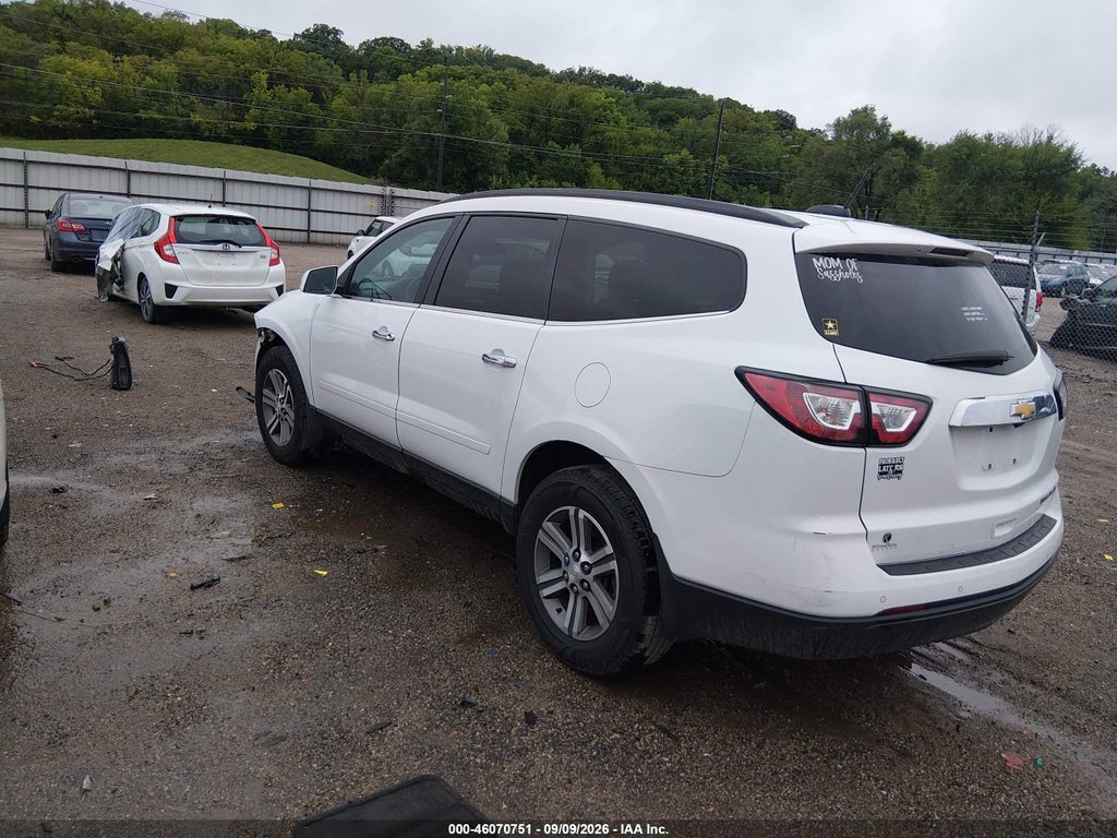 2016 Chevrolet Traverse 1LT photo 3