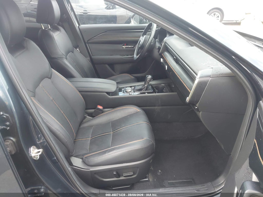 2023 Mazda CX-50 2.5 S Premium Plus photo 5