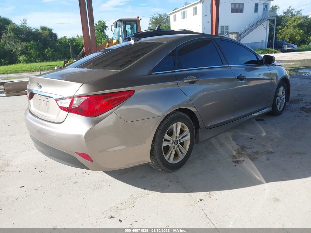 2014 Hyundai Sonata GLS photo 4