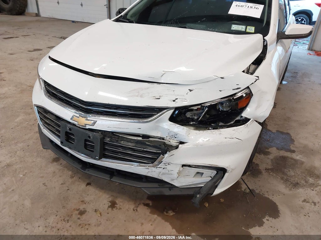 2018 Chevrolet Malibu LT photo 6