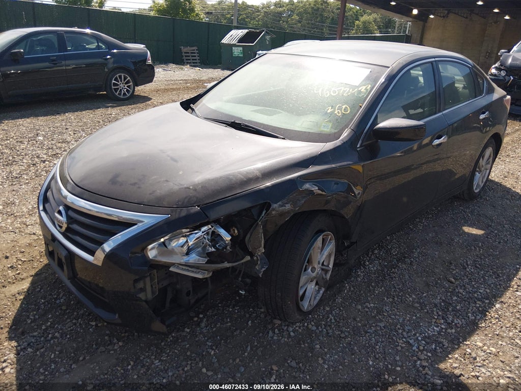 2014 Nissan Altima 2.5 SV photo 2