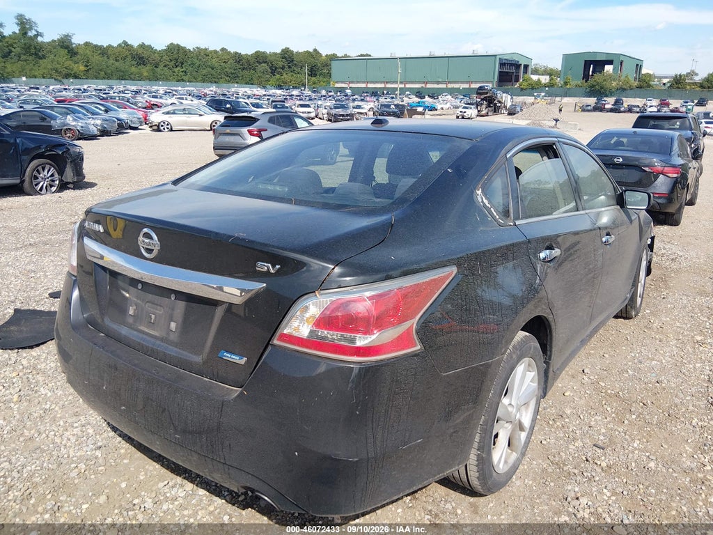 2014 Nissan Altima 2.5 SV photo 4
