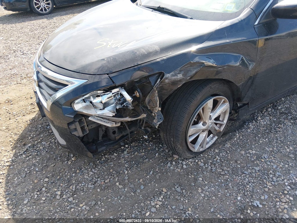 2014 Nissan Altima 2.5 SV photo 6