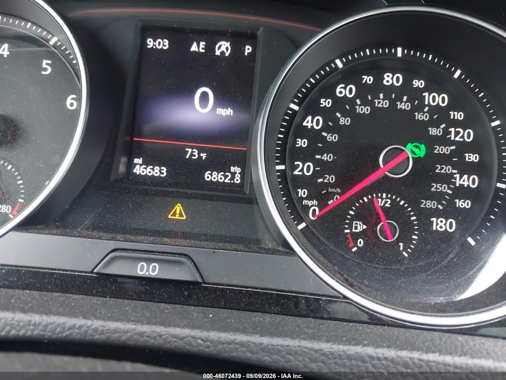 2019 Volkswagen Golf GTI 2.0T Autobahn/2.0T Rabbit Edition/2.0T S/2.0T SE photo 7