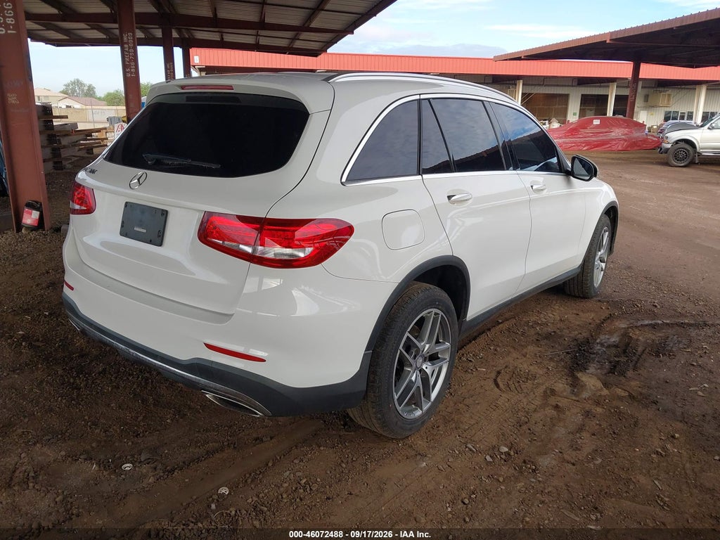 2016 Mercedes-Benz GLC 300 photo 4
