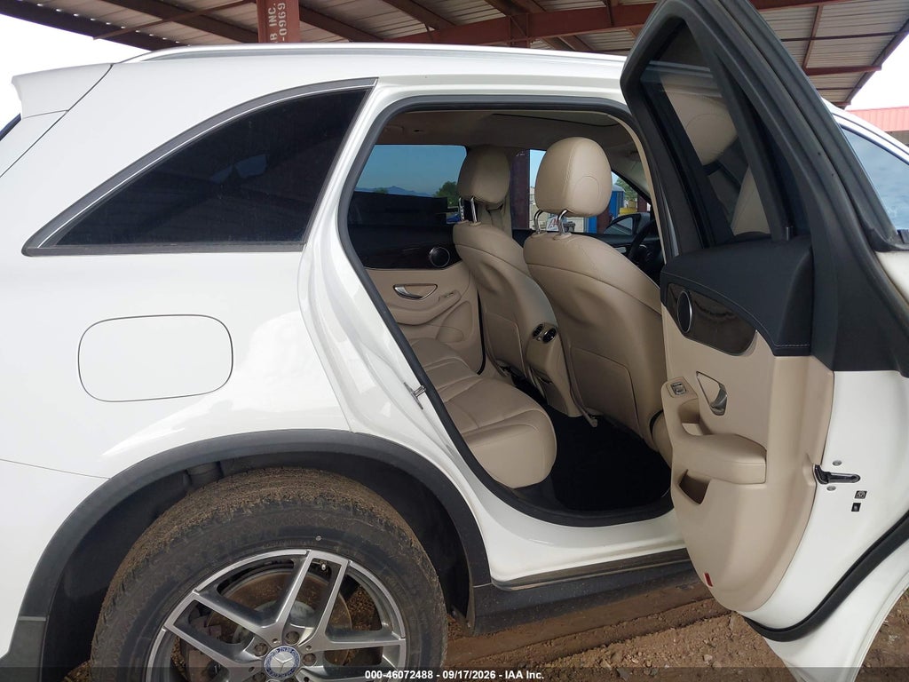 2016 Mercedes-Benz GLC 300 photo 8