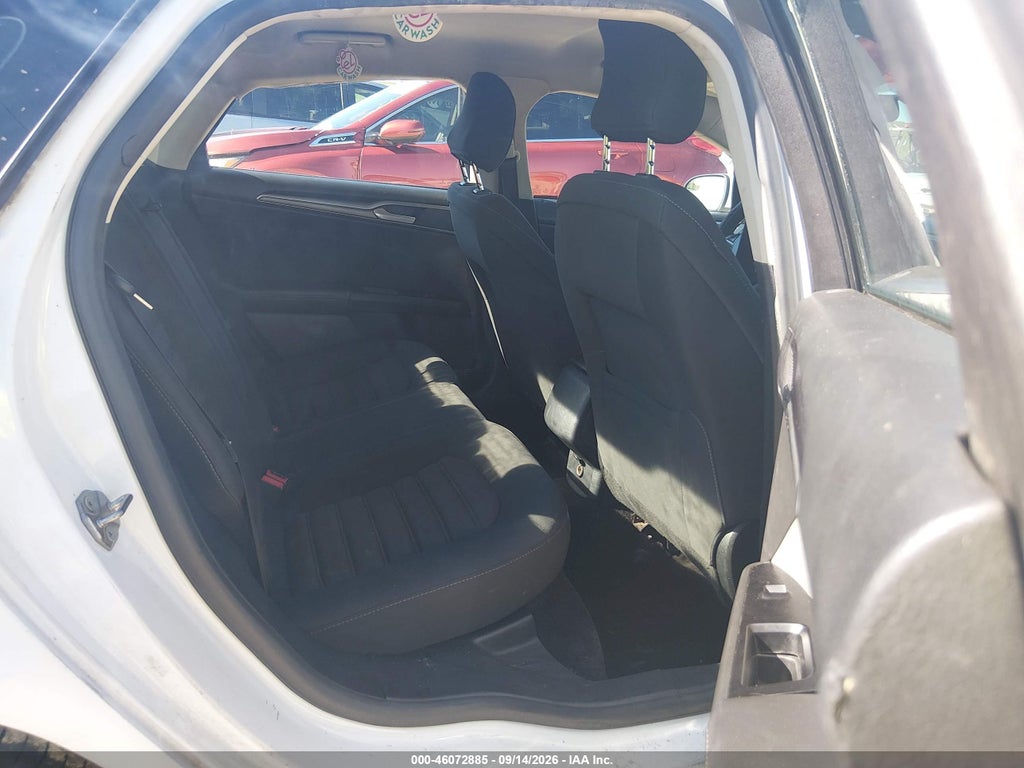 2017 Ford Fusion SE photo 8