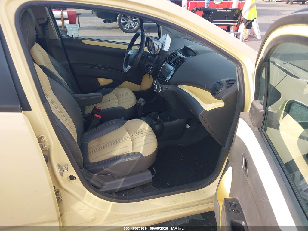 2014 Chevrolet Spark 1LT Auto photo 5