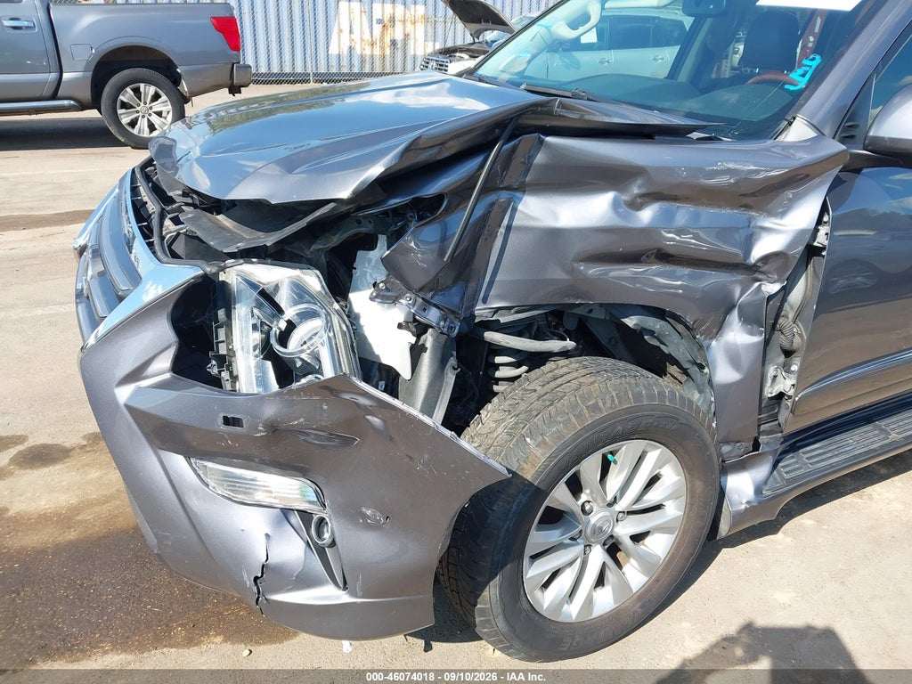 2015 Lexus GX 460 photo 6