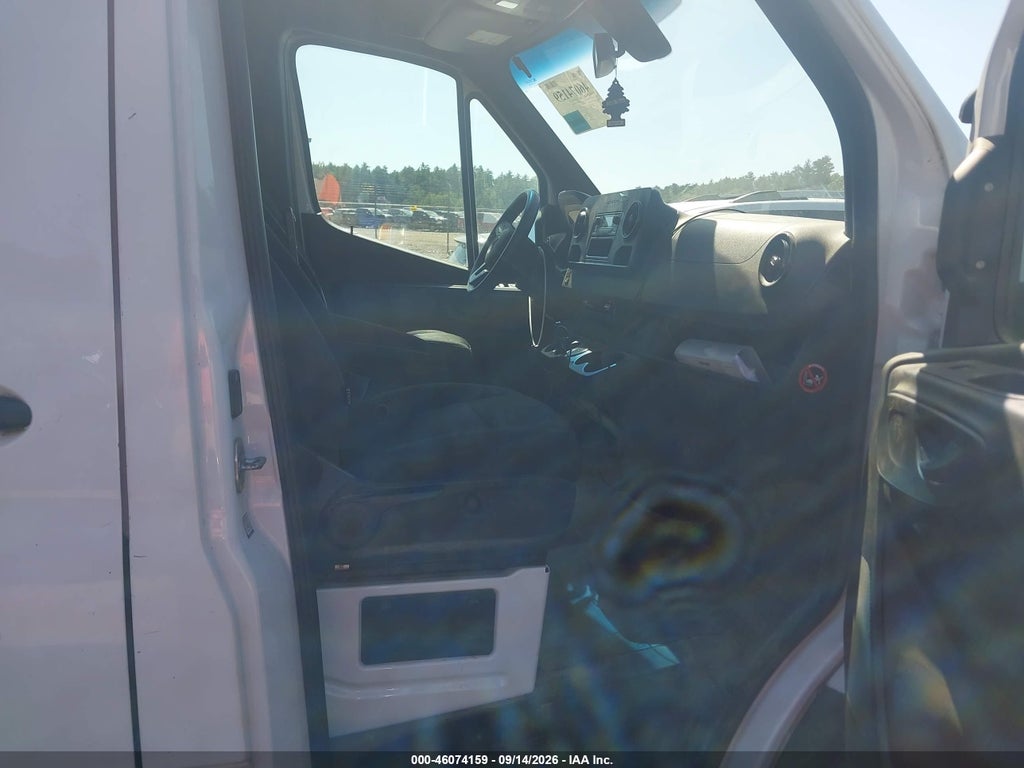 2020 Mercedes-Benz Sprinter 2500 High Roof V6 photo 5