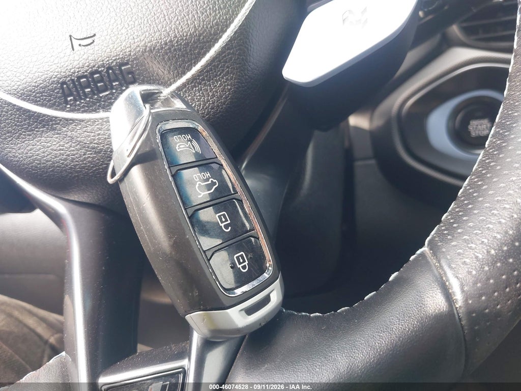 2022 Hyundai Veloster N photo 11