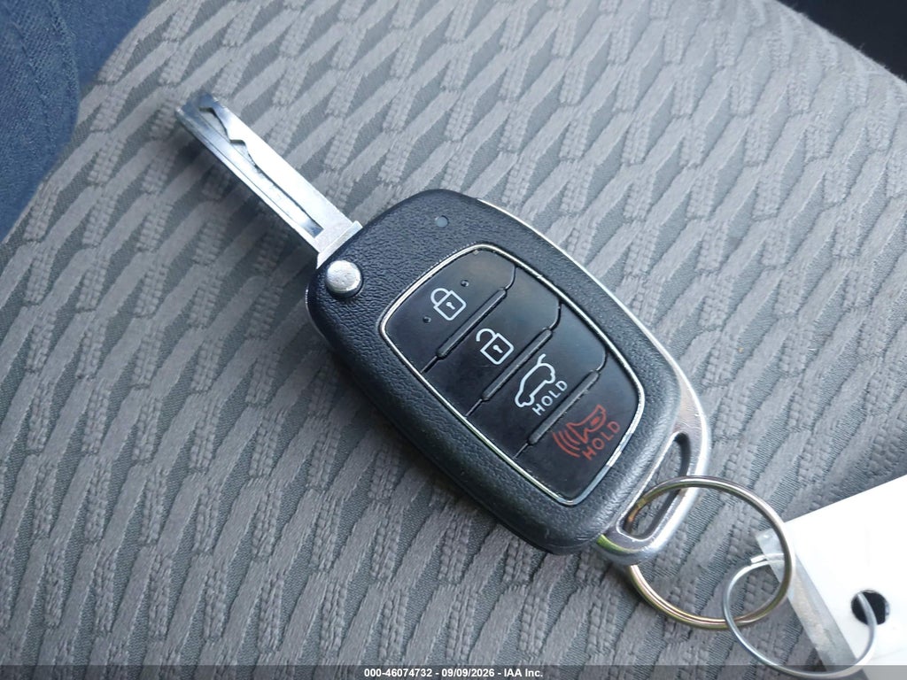 2018 Hyundai Santa FE Sport 2.4L photo 11