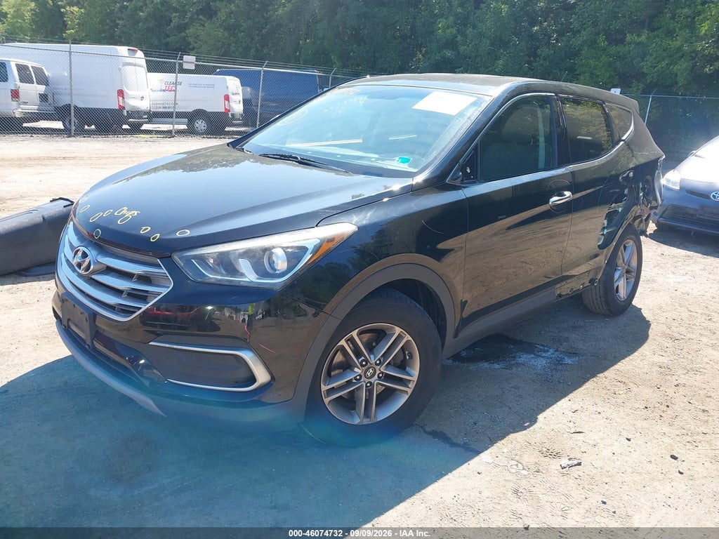 2018 Hyundai Santa FE Sport 2.4L photo 2