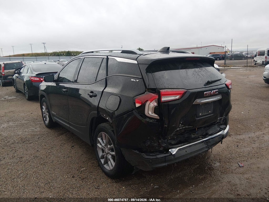 2022 GMC Terrain AWD SLT photo 3