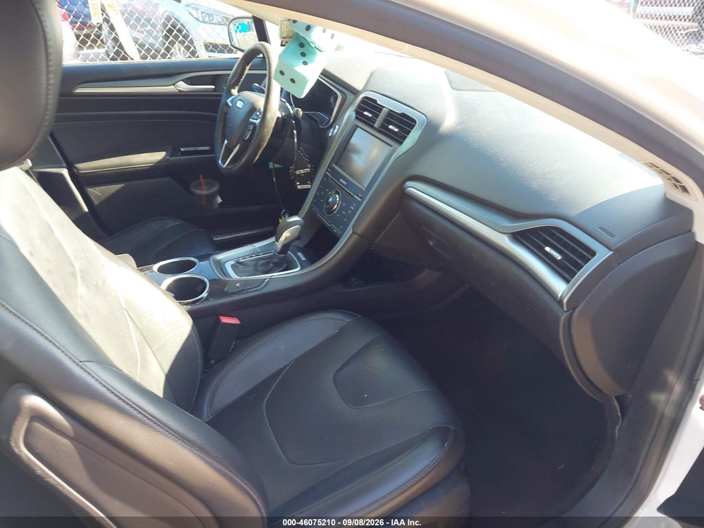 2013 Ford Fusion Titanium photo 5