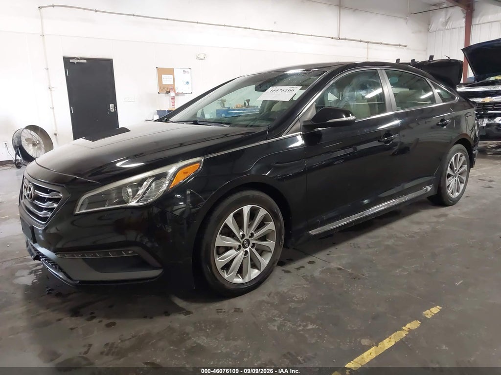 2015 Hyundai Sonata Sport photo 2