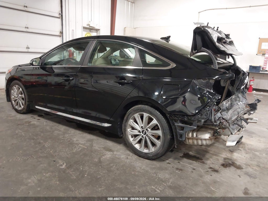 2015 Hyundai Sonata Sport photo 3