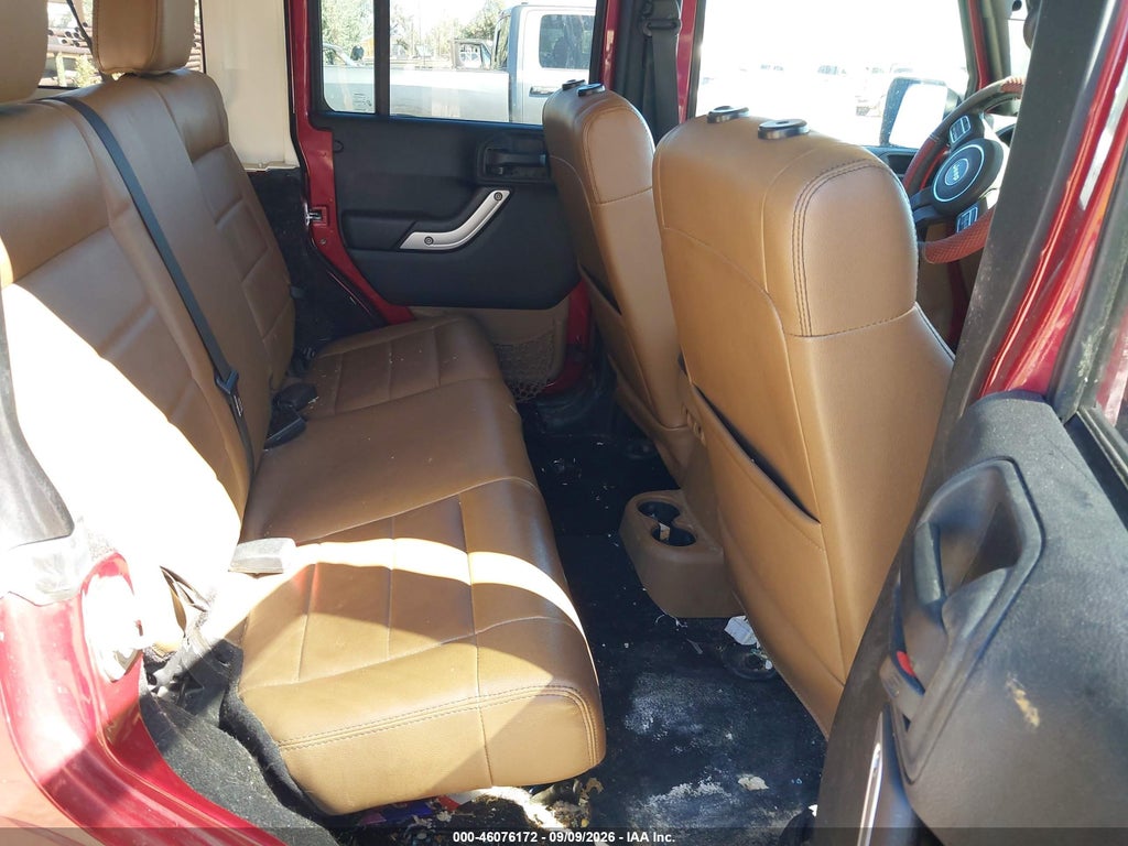 2012 Jeep Wrangler Unlimited Rubicon photo 8
