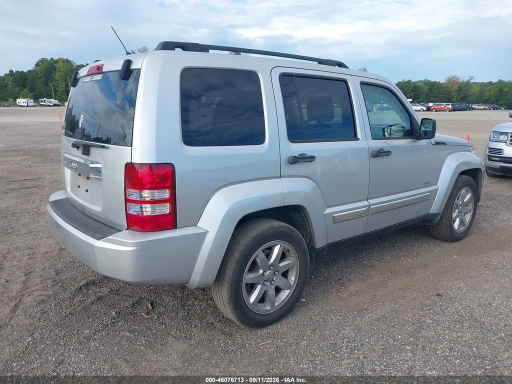 2012 Jeep Liberty Sport photo 4