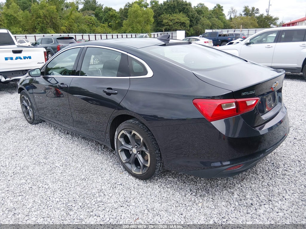 2023 Chevrolet Malibu FWD 1LT photo 3