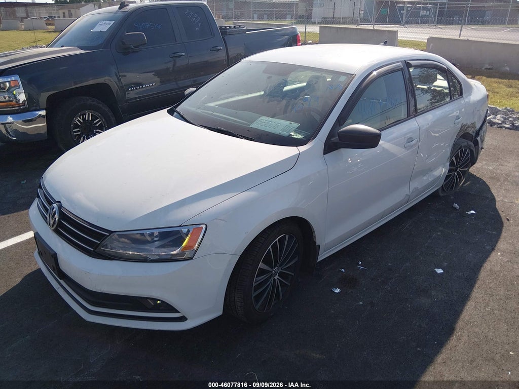2016 Volkswagen Jetta 1.8T Sport photo 2