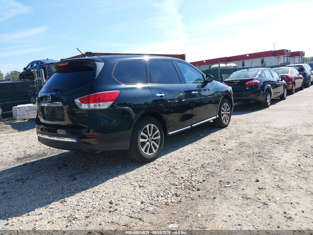 2014 Nissan Pathfinder S photo 4