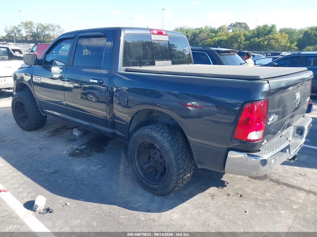 2018 Ram 1500 BIG Horn 4X4 5'7 Box photo 3