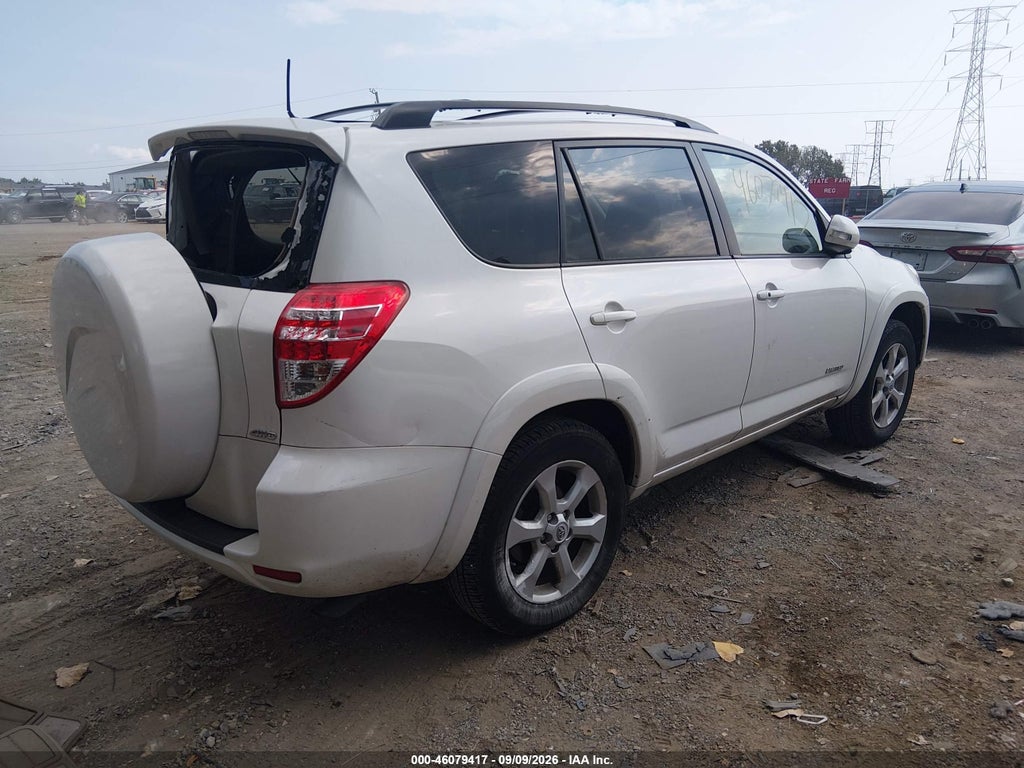 2009 Toyota RAV4 Limited photo 4
