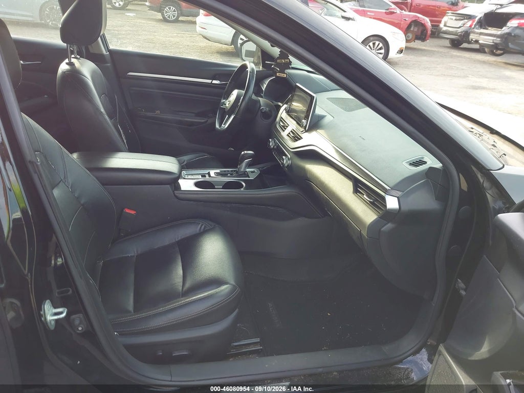 2020 Nissan Altima SL FWD photo 5