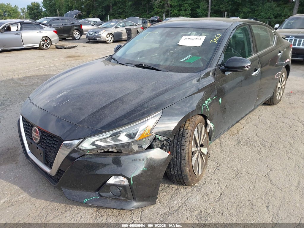 2020 Nissan Altima SL FWD photo 6