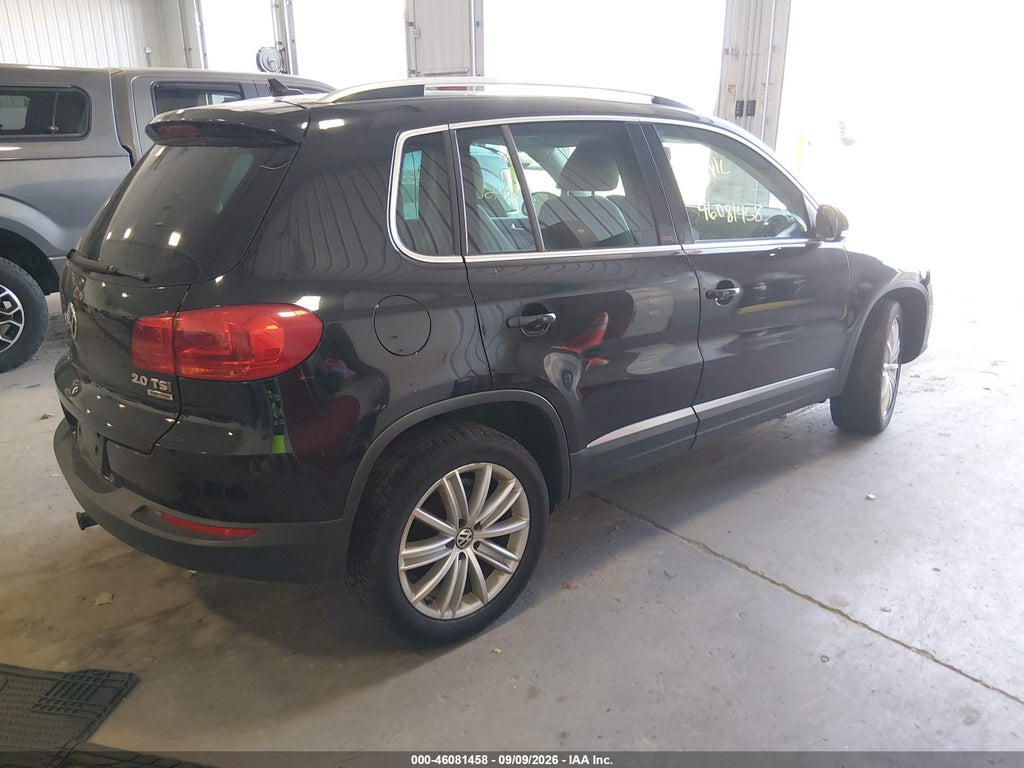2014 Volkswagen Tiguan SEL photo 4