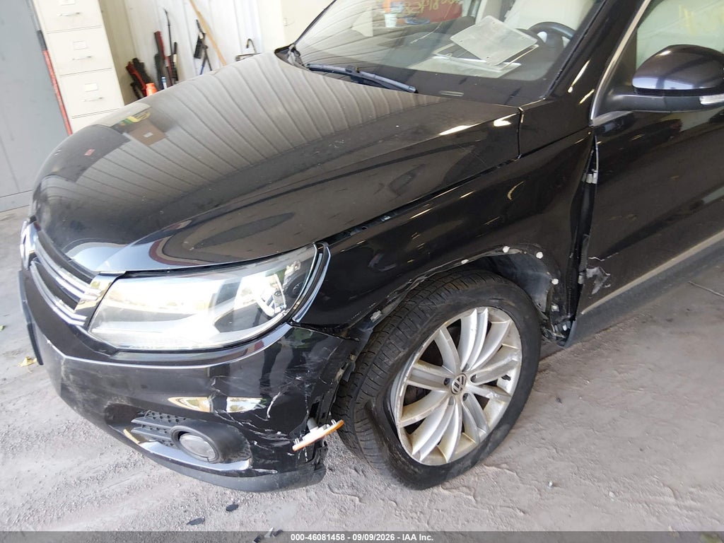 2014 Volkswagen Tiguan SEL photo 6