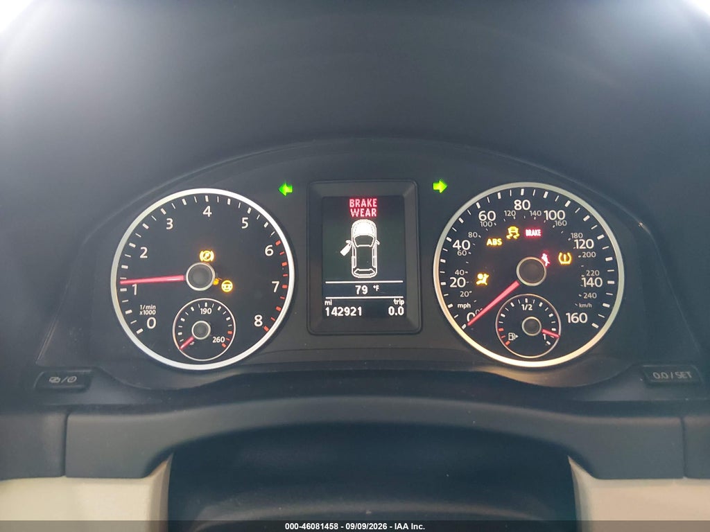2014 Volkswagen Tiguan SEL photo 7