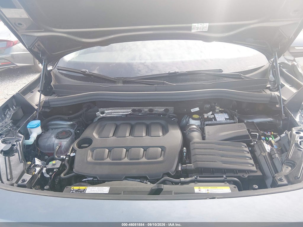 2025 Volkswagen Tiguan 2.0T SE photo 10