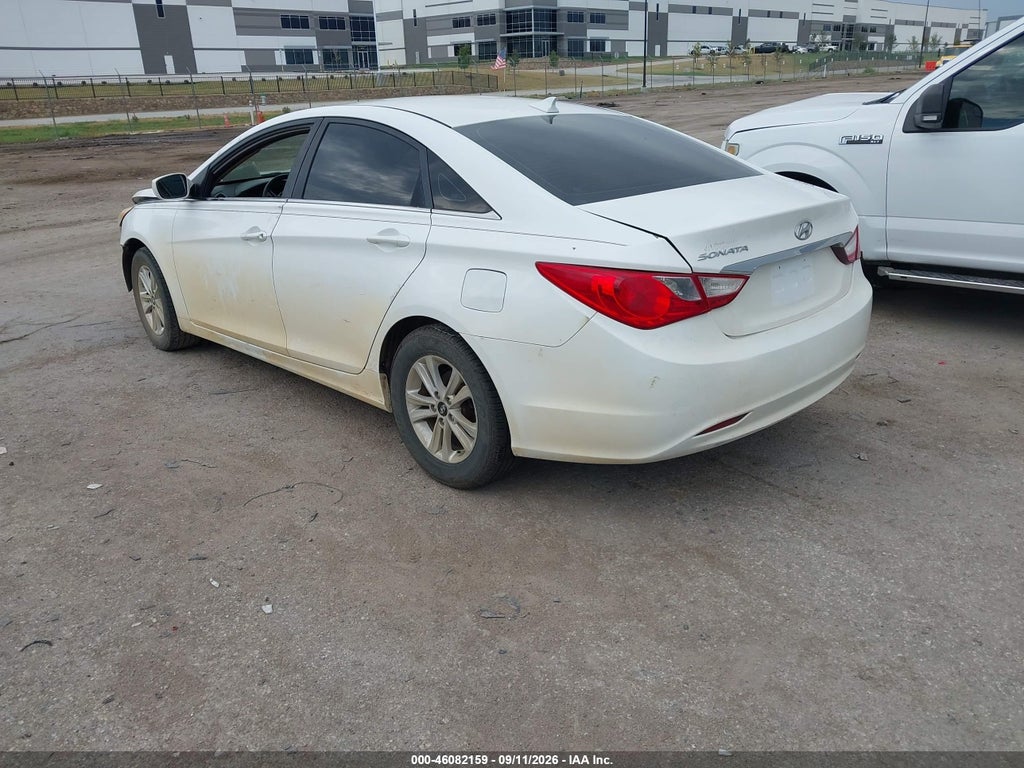 2013 Hyundai Sonata GLS photo 3