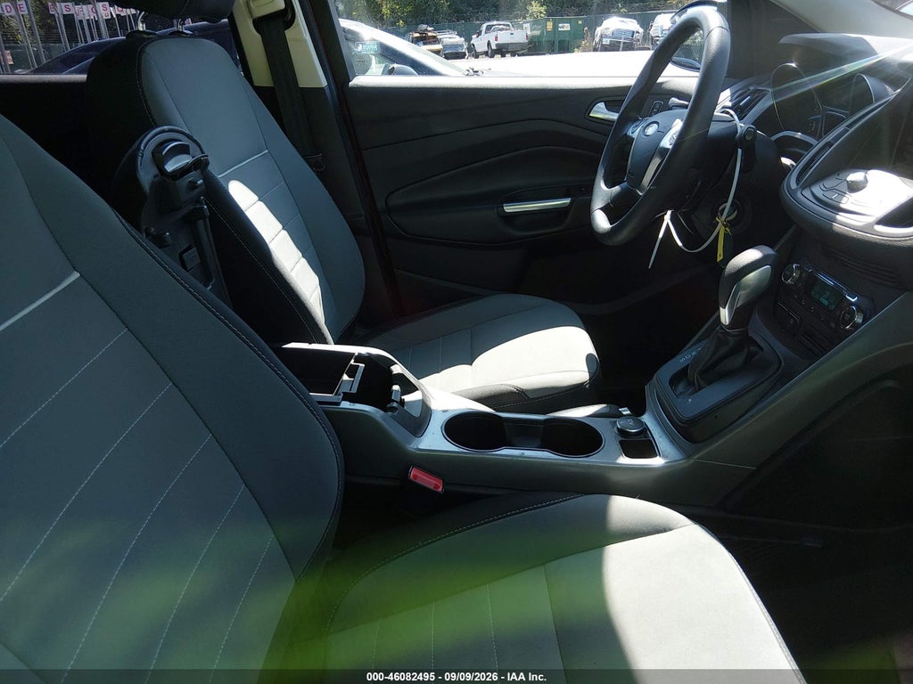 2014 Ford Escape SE photo 5