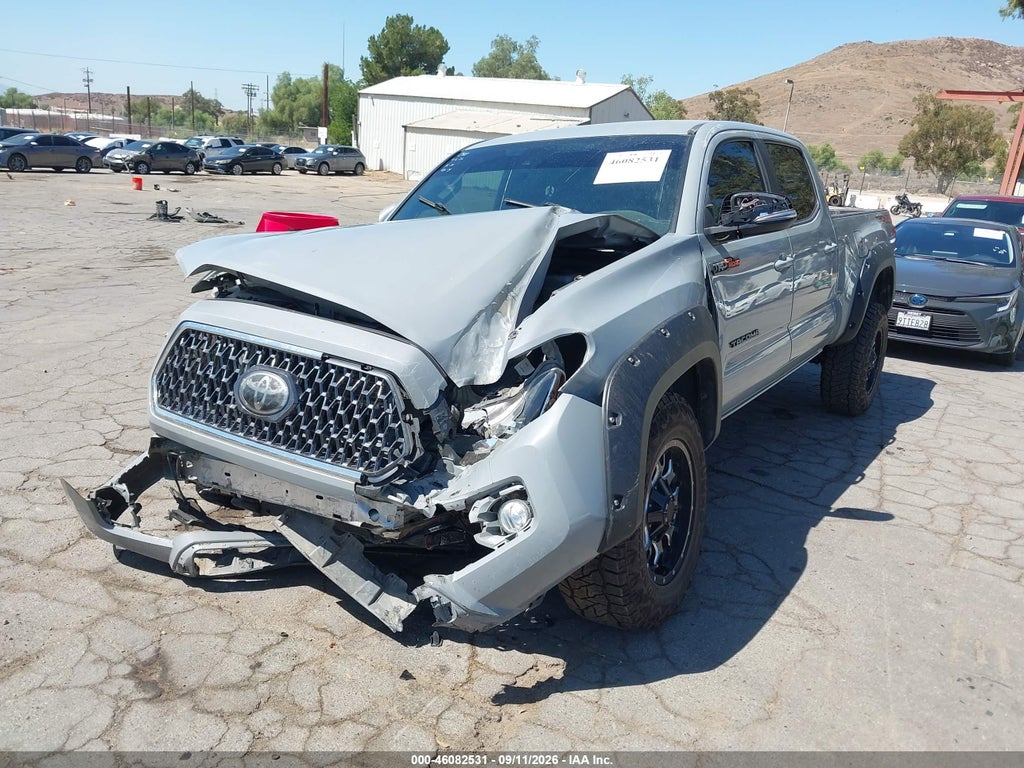 2019 Toyota Tacoma TRD OFF Road photo 2