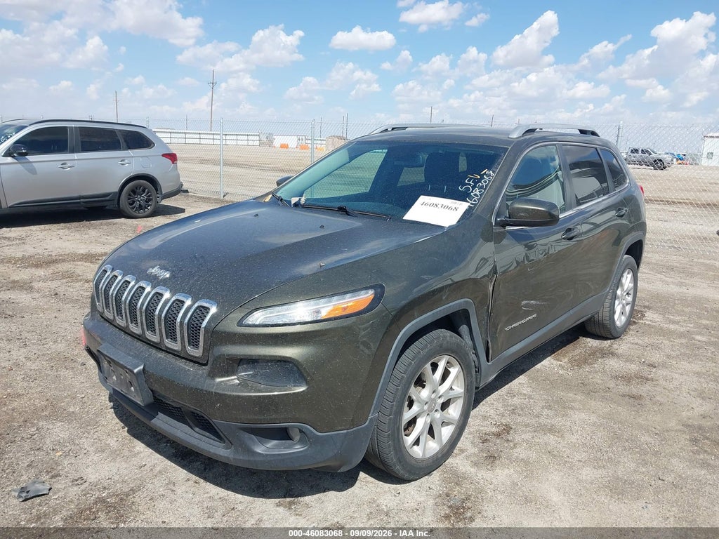 2015 Jeep Cherokee Latitude photo 2
