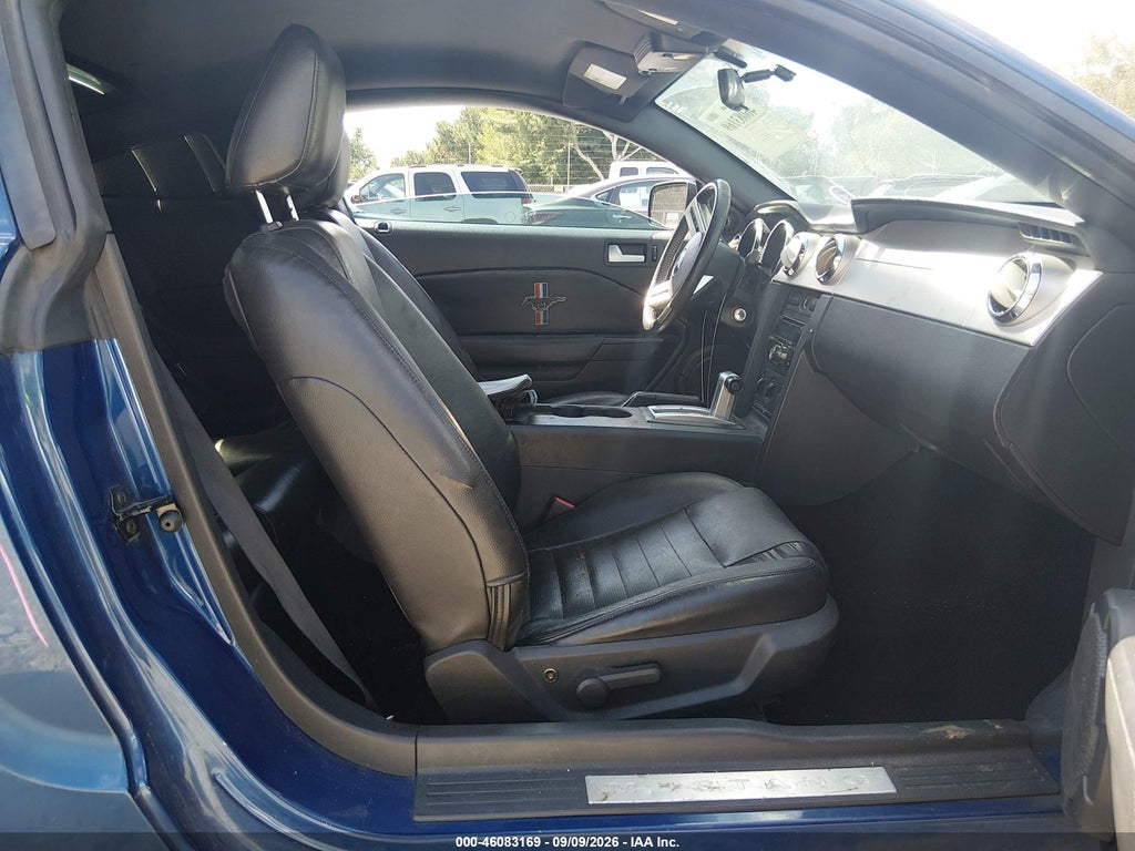 2006 Ford Mustang GT photo 5
