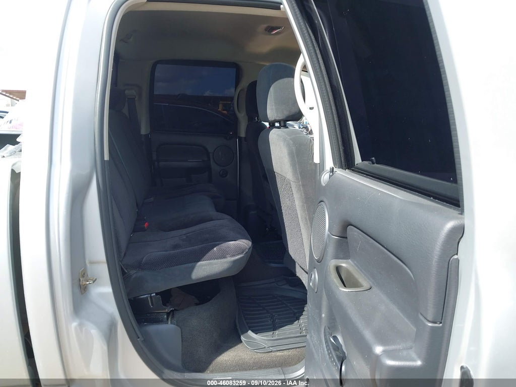 2005 Dodge RAM 1500 SLT/Laramie photo 8