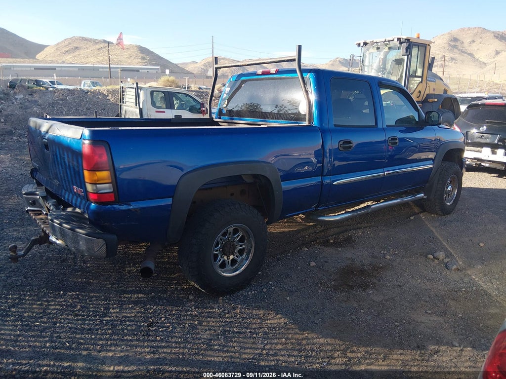 2004 GMC Sierra 2500HD SLE photo 4