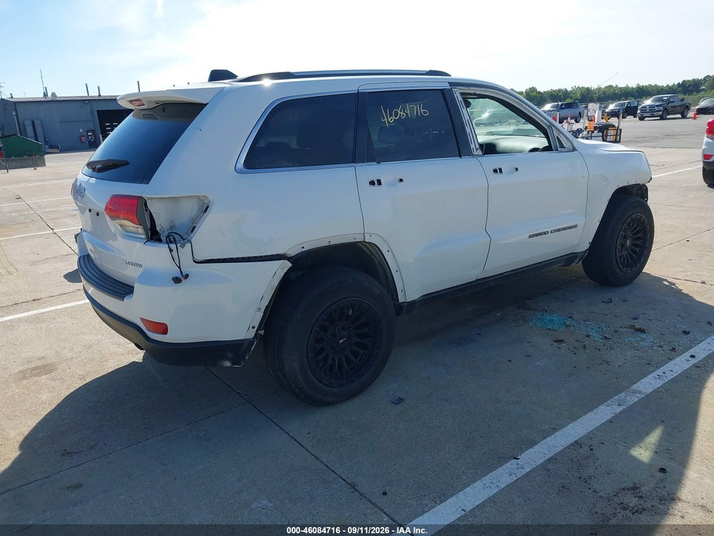 2016 Jeep Grand Cherokee Laredo photo 4