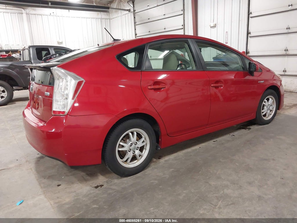 2010 Toyota Prius II photo 4