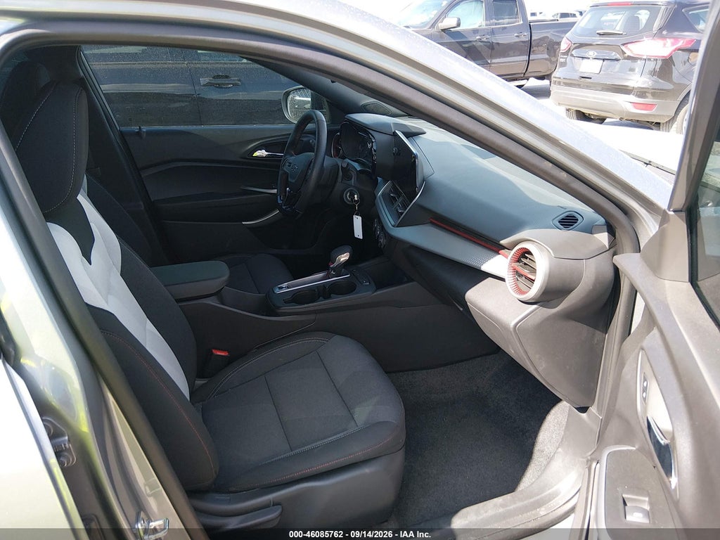 2026 Chevrolet Trax FWD 1RS photo 5