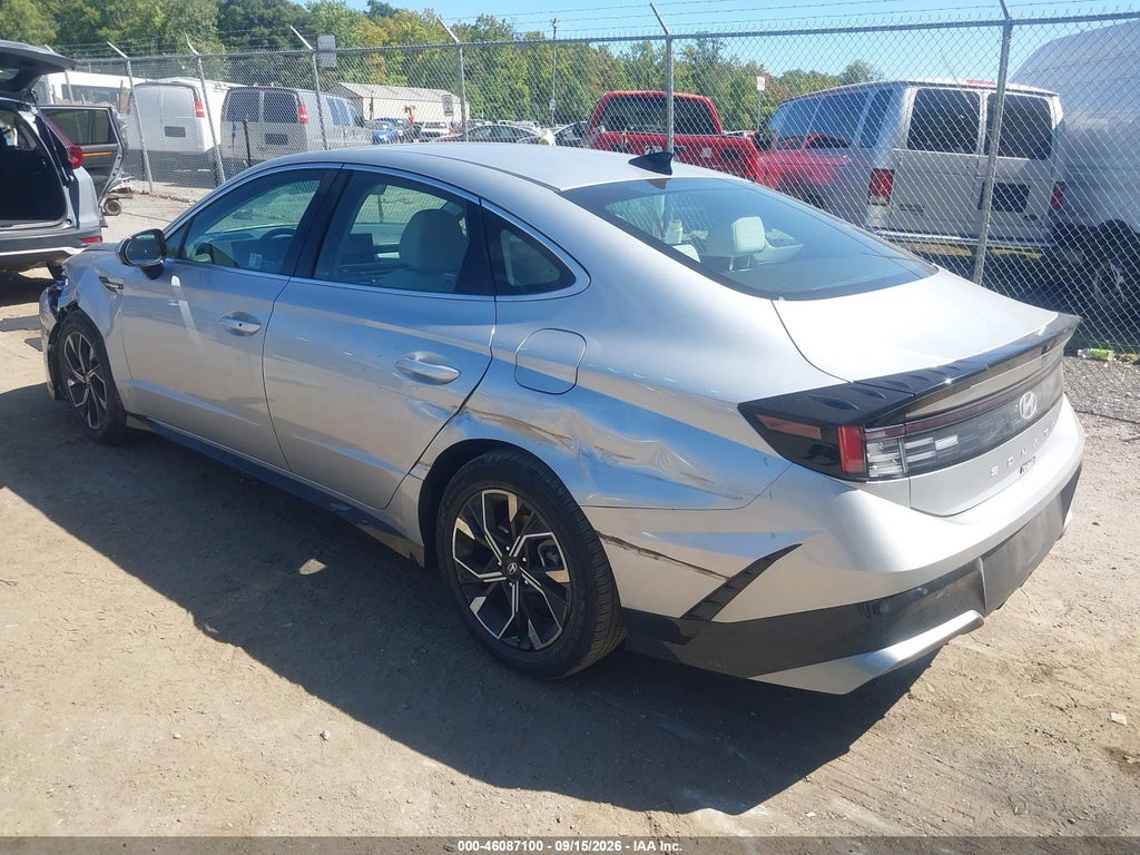 2024 Hyundai Sonata SEL photo 3