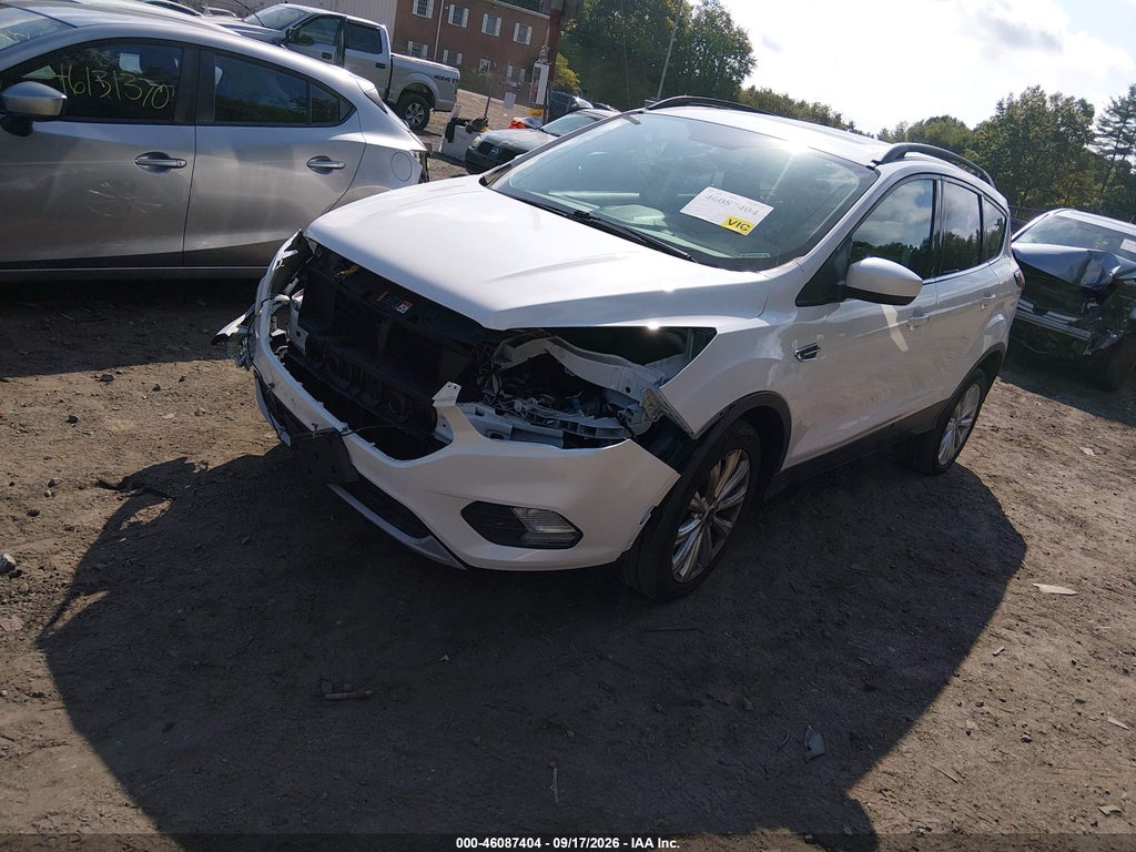 2019 Ford Escape SEL photo 2