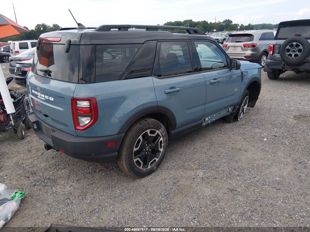 2023 Ford Bronco Sport Outer Banks photo 4